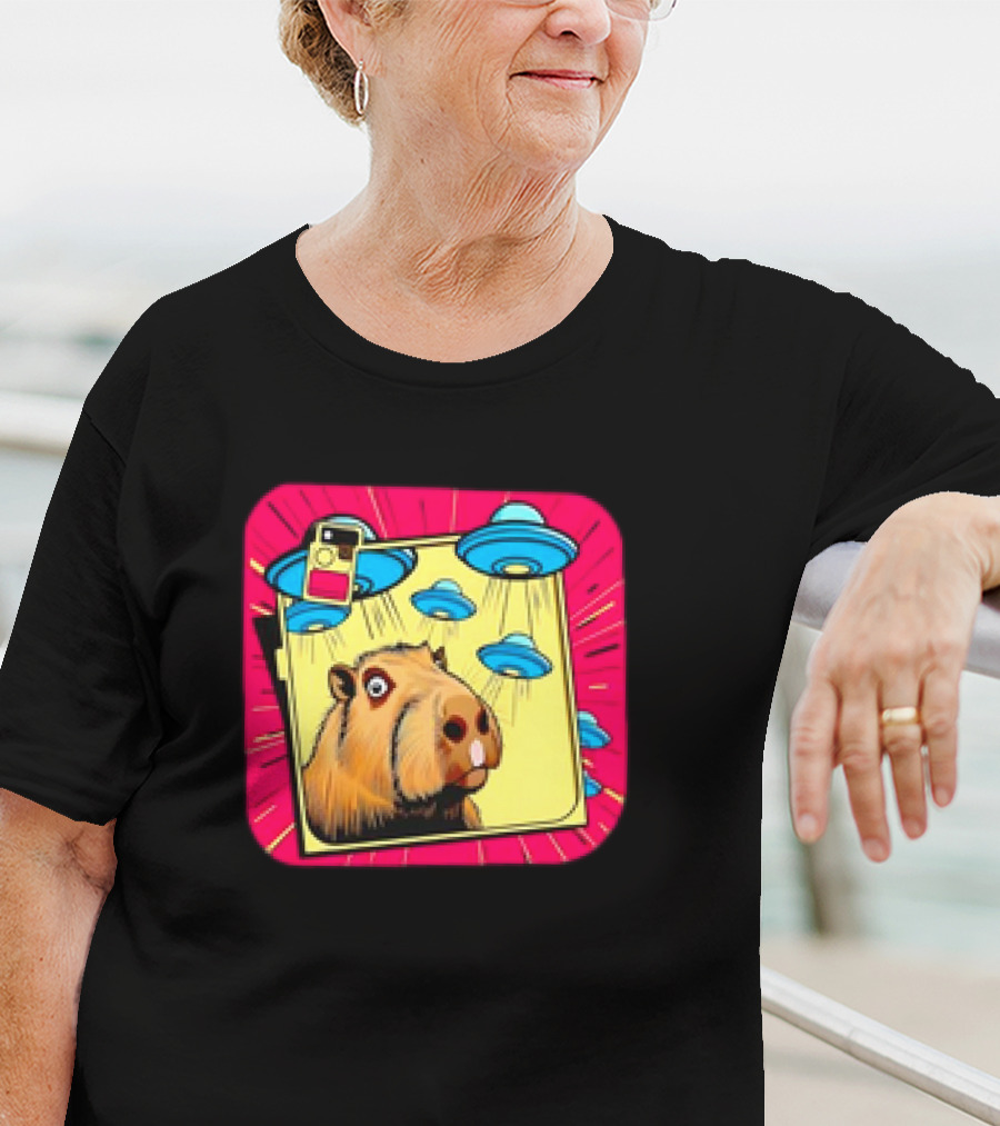 Capybara Selfie Ufos Cartoon Cute Weird T-Shirt