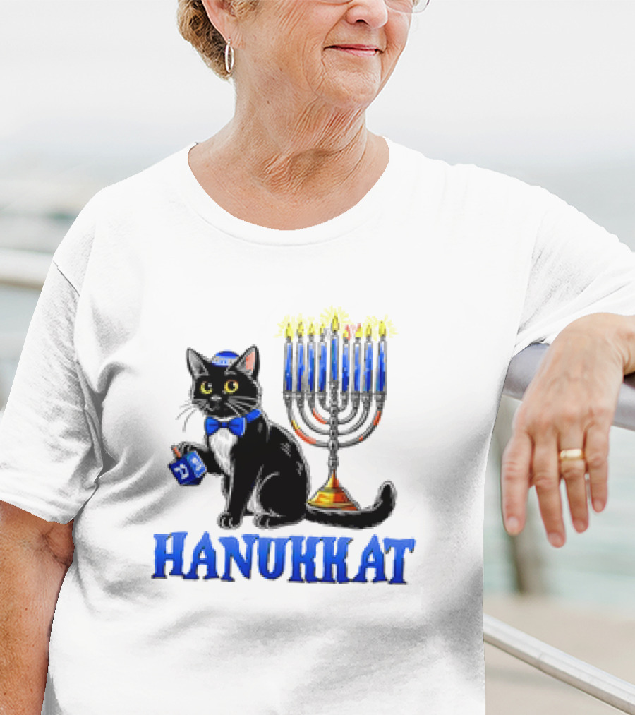 Hanukkat Cute Happy Hanukkah Jewish Cat Menorah Chanukah T-Shirt