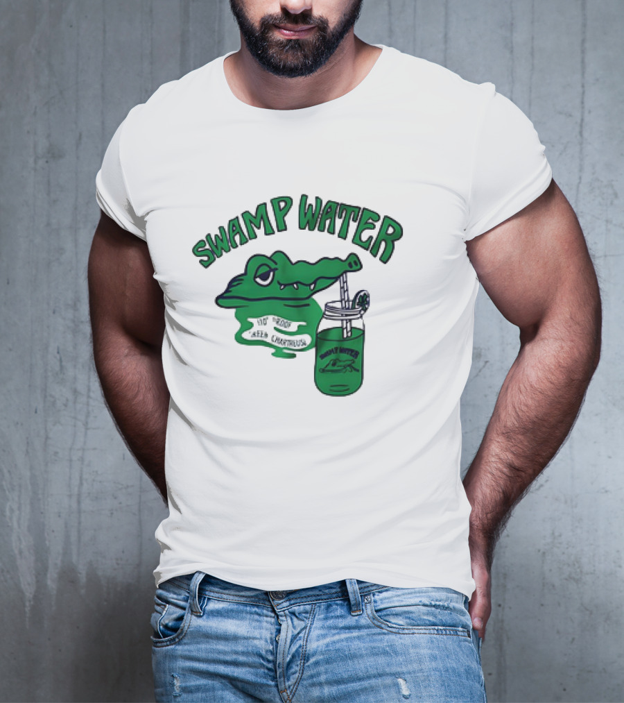 Swamp Water Alligator Drink Jar Vintage Cartoon T-Shirt