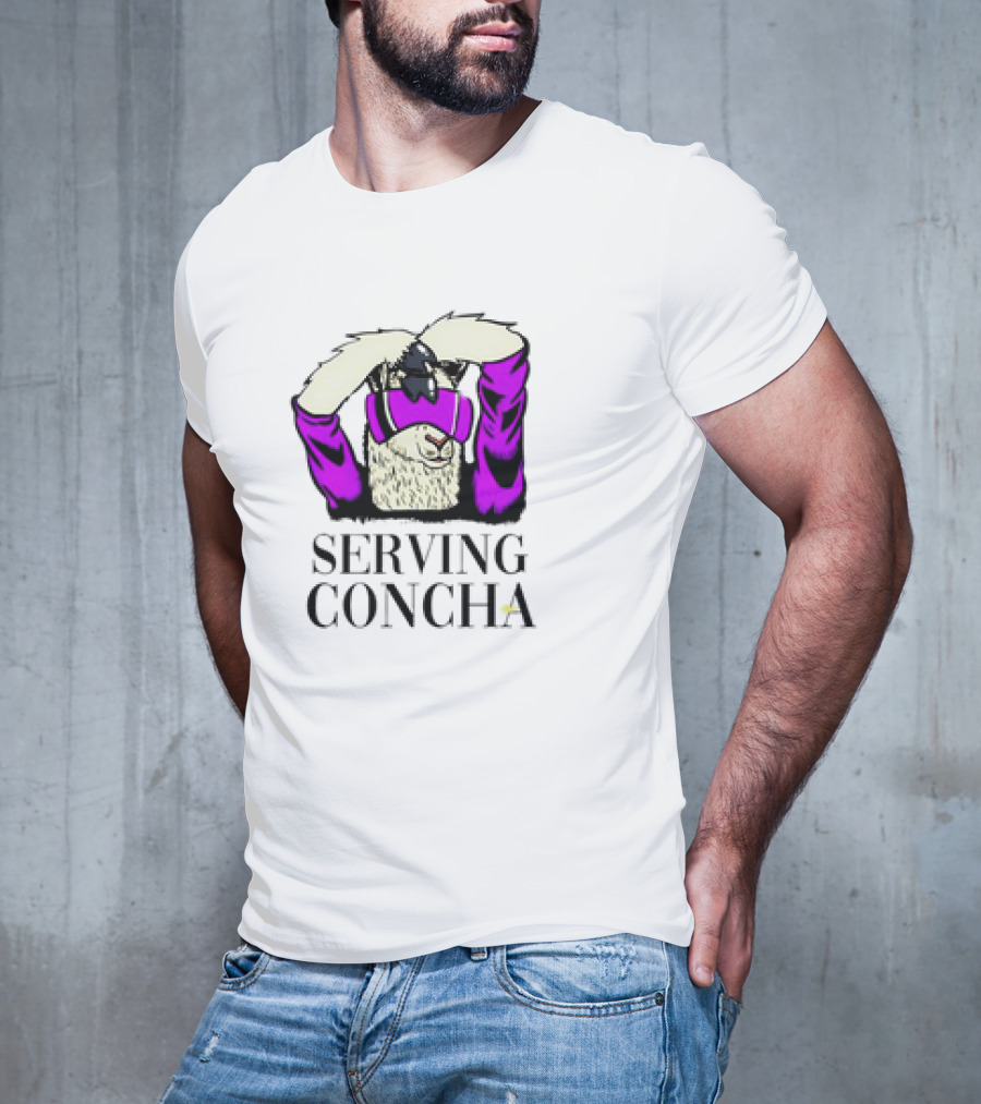 MarcoMania Serving Concha Llama With Purple T-Shirt