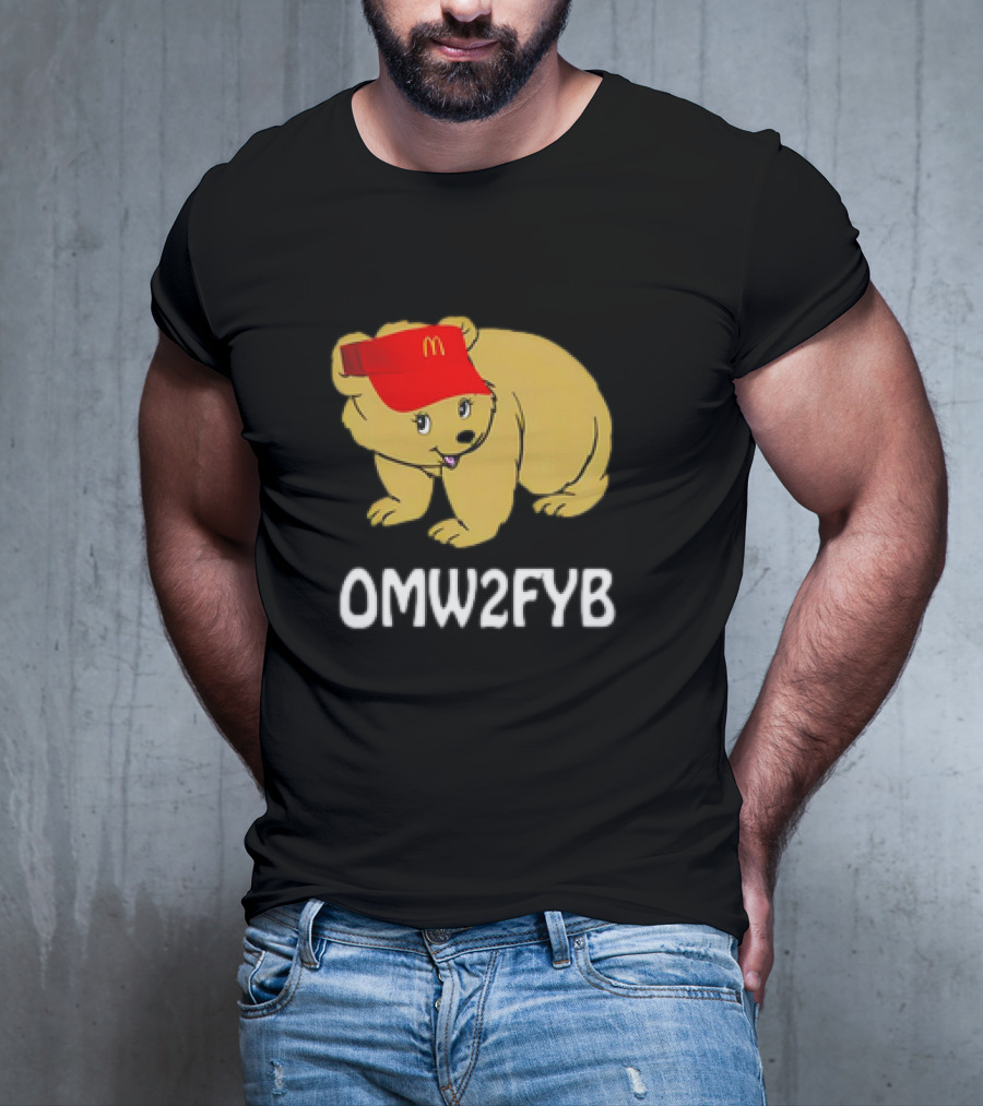 OMW2FYB Bear In Fast Food Cap T-Shirt