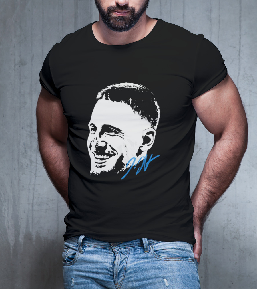Donte DiVincenzo Signature Minnesota Timberwolves Bigface T-Shirt