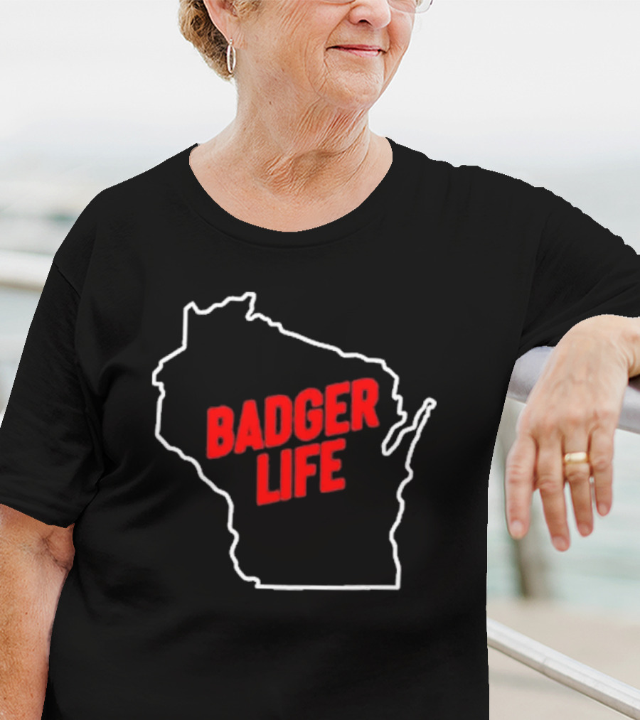America's Dairyland Wisconsin Badger Life Map Design T-Shirt