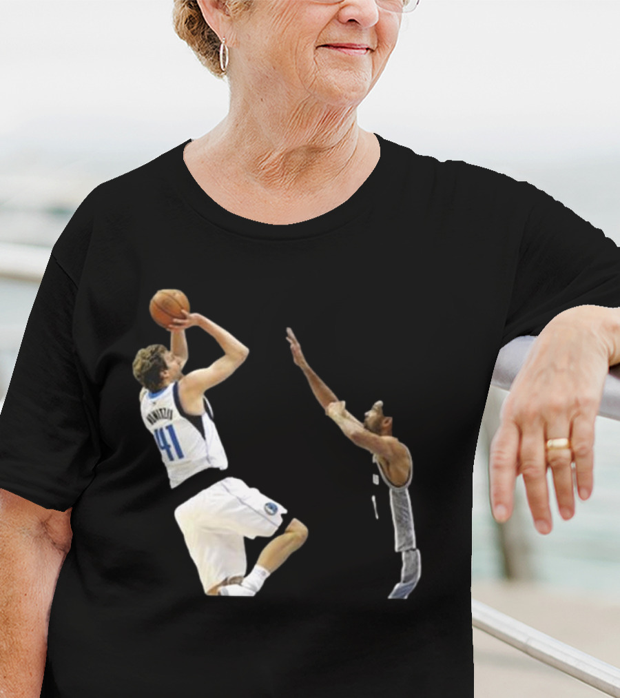 Dirk Nowitzki Fadeaway Jumper Over Tim Duncan NBA Iconic Moment T-Shirt