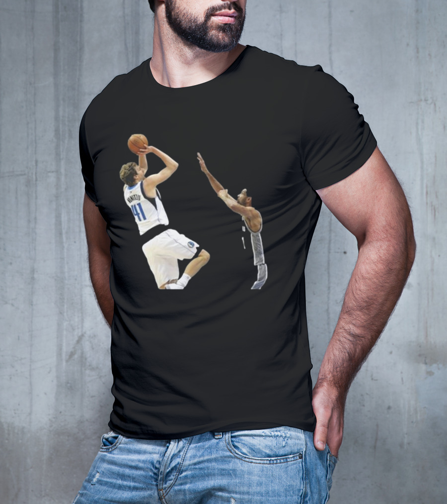 Dirk Nowitzki Fadeaway Jumper Over Tim Duncan NBA Iconic Moment T-Shirt