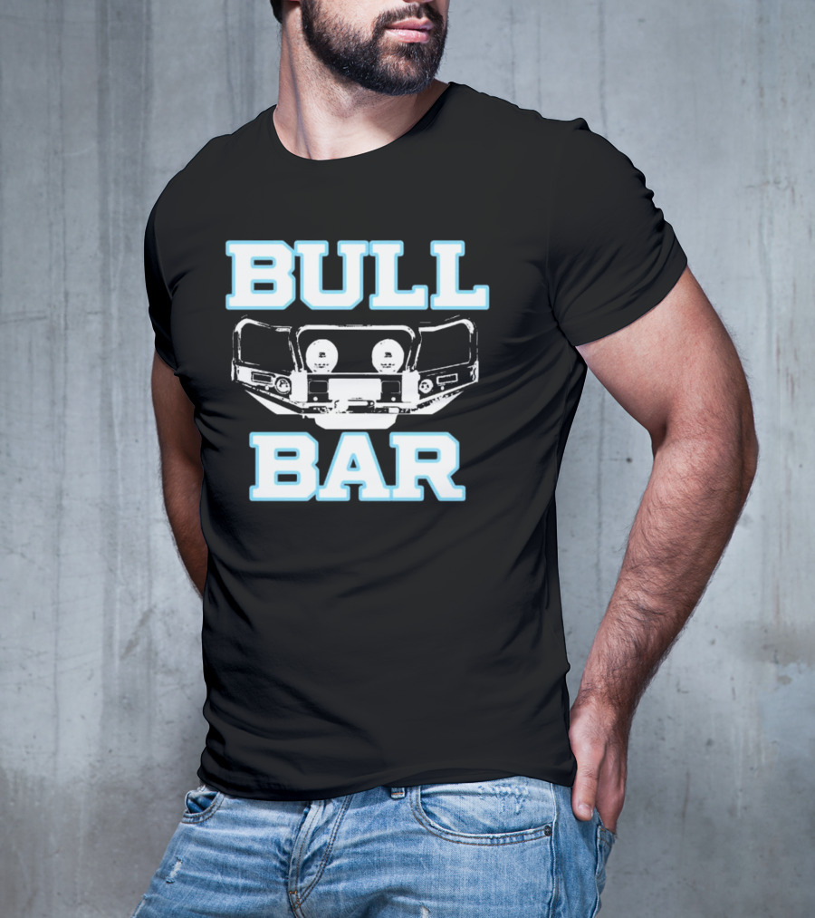 BULL BAR Car Protection Accessory Bold Vintage Style T-Shirt