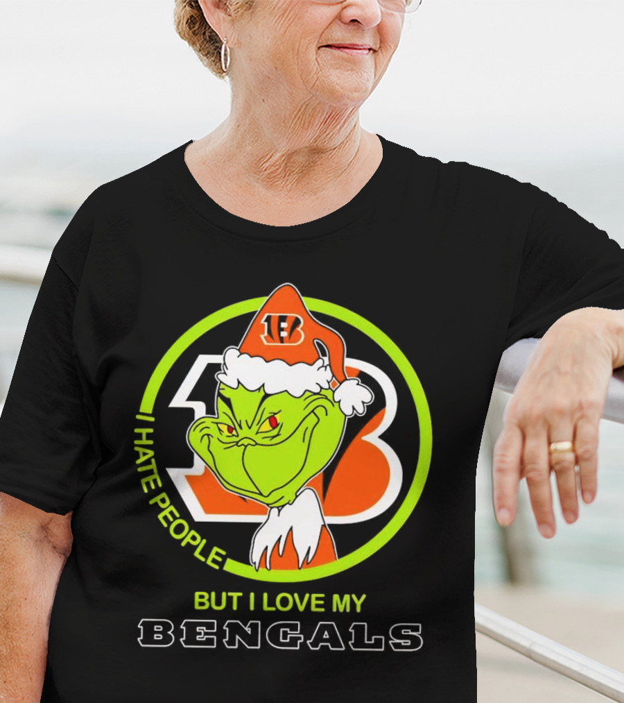 Grinch Santa Hat I Hate People But I Love My Bengals Football Fan T-Shirt