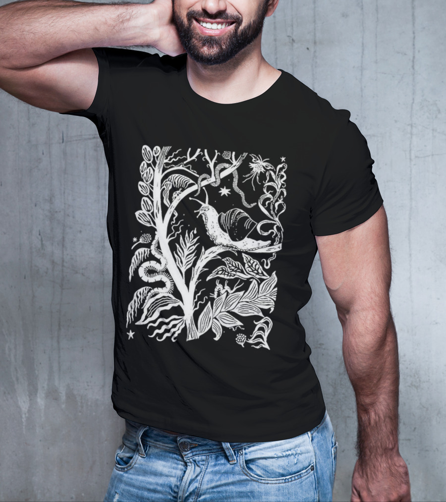 Elispencer November Enchanted Forest Snail Motif T-Shirt