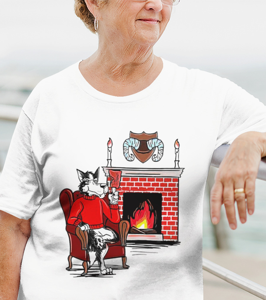 NC State Wolfpack Cozy Fireplace Christmas Scene Sweater Wolf T-Shirt