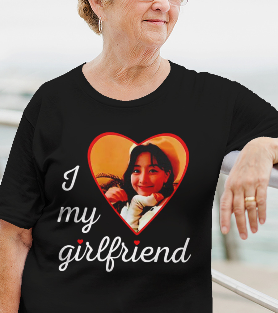 I Love My Girlfriend Jihyo Heart Photo T-Shirt