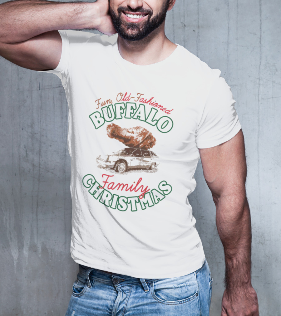 Buffalo Family Christmas Fun Old-Fashioned Car With Tree T-Shirt