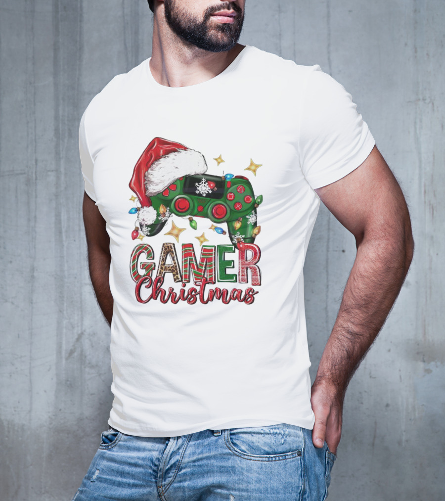 Gamer Christmas Santa Hat Game Controller Holiday Lights T-Shirt