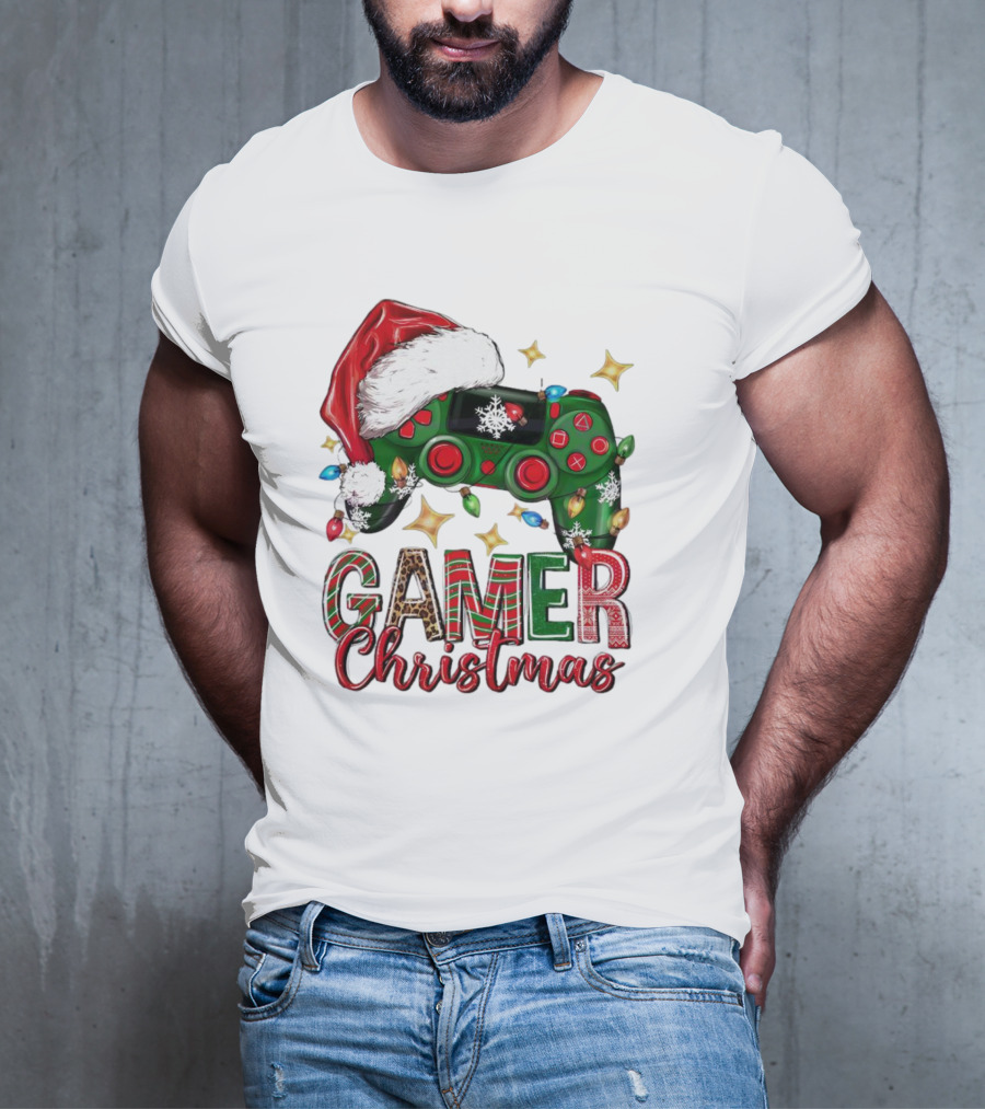 Gamer Christmas Santa Hat Game Controller Holiday Lights T-Shirt