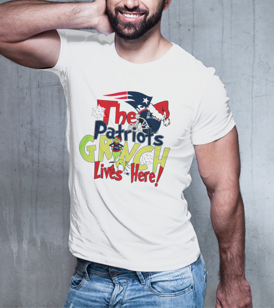 The New England Patriots Grinch Lives Here Christmas Santa Hat T-Shirt