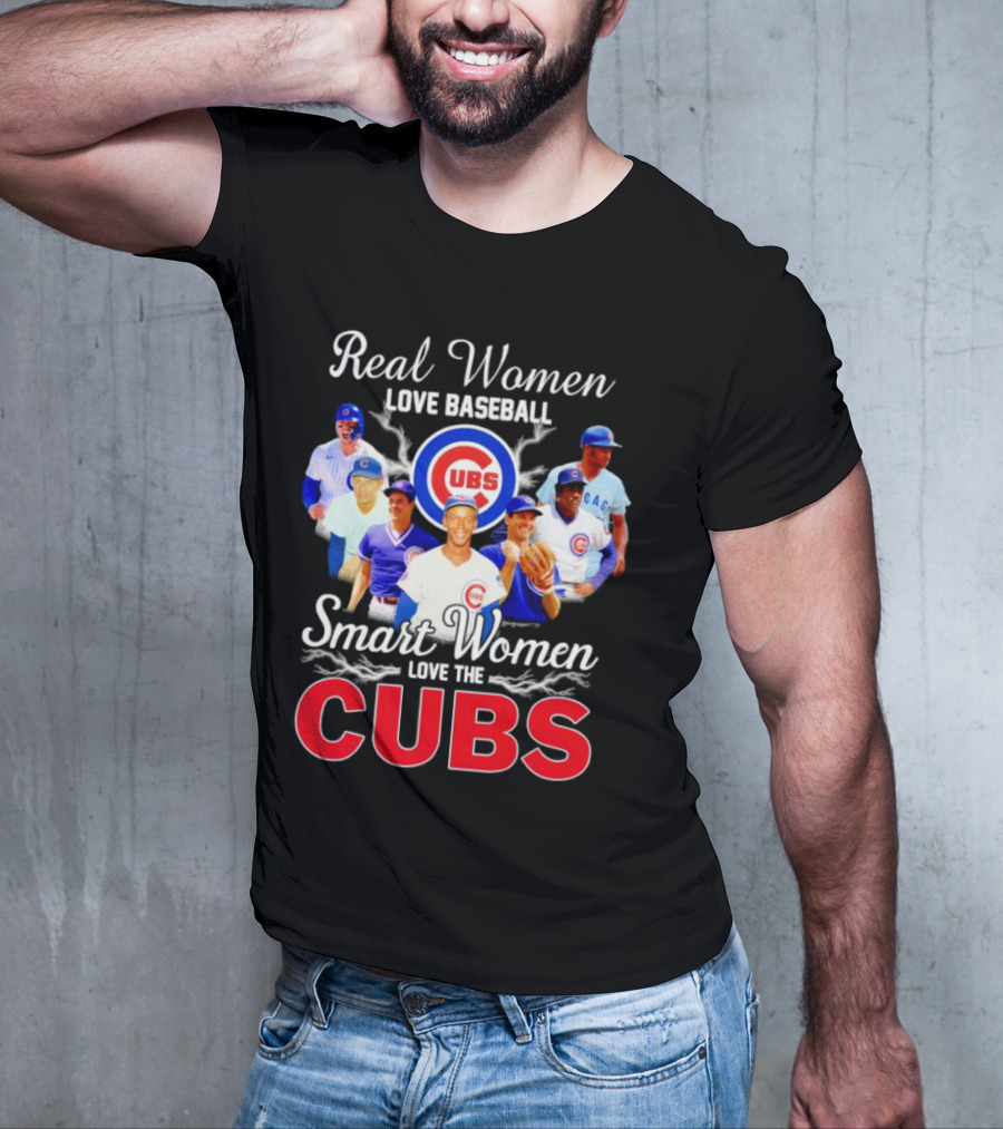 Real Women Love Baseball Smart Women Love The Chicago Cubs With Iconic Cubs Players T-Shirt