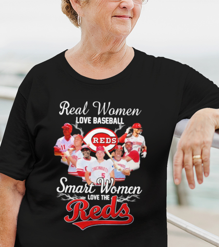Real Women Love Baseball Cincinnati Reds Smart Women Love The Reds T-Shirt