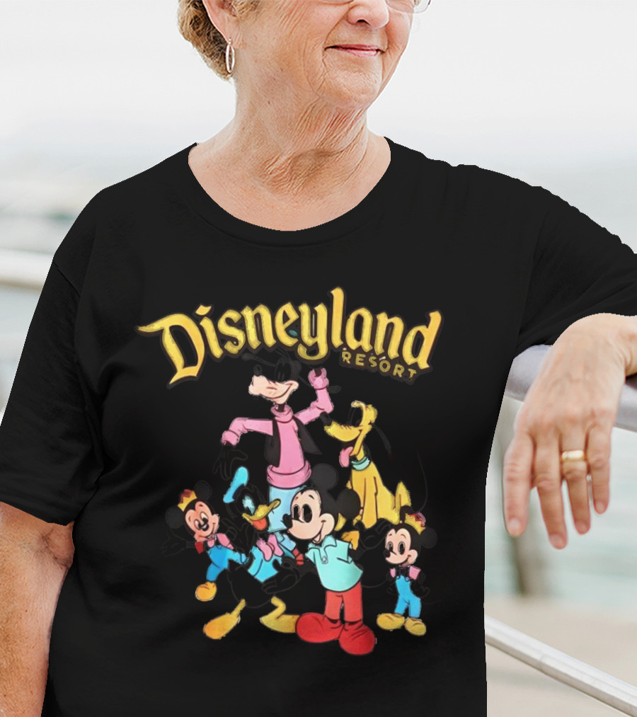 Disneyland Resort Mickey Mouse Goofy Donald Duck Pluto Characters T-Shirt