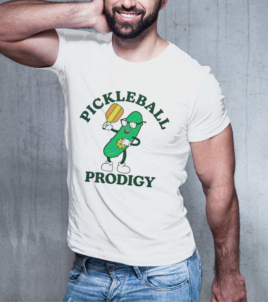 PICKLEBALL PRODIGY FUN PICKLE CHARACTER WITH PADDLE AND SUNGLASSES T-Shirt