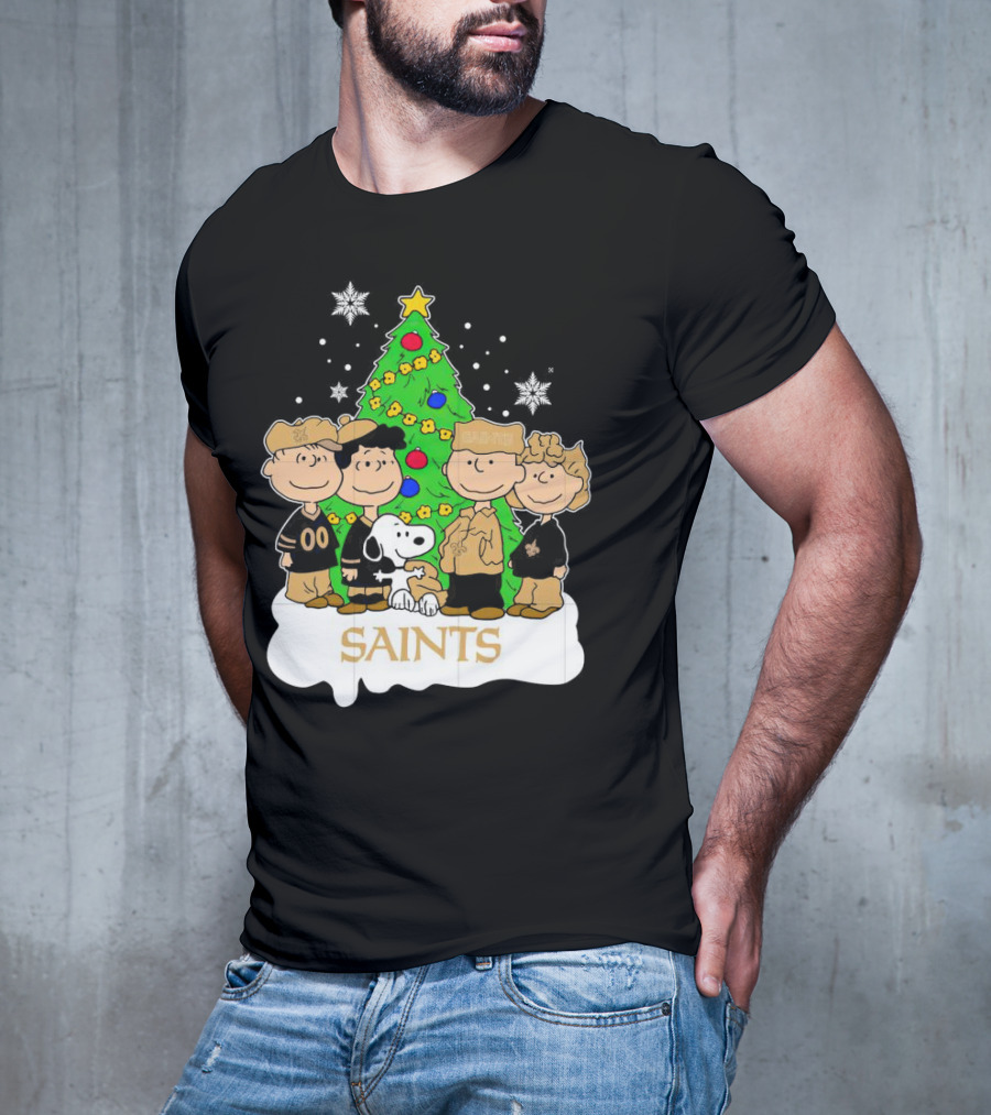 Peanuts Christmas New Orleans Saints Characters With Tree T-Shirt