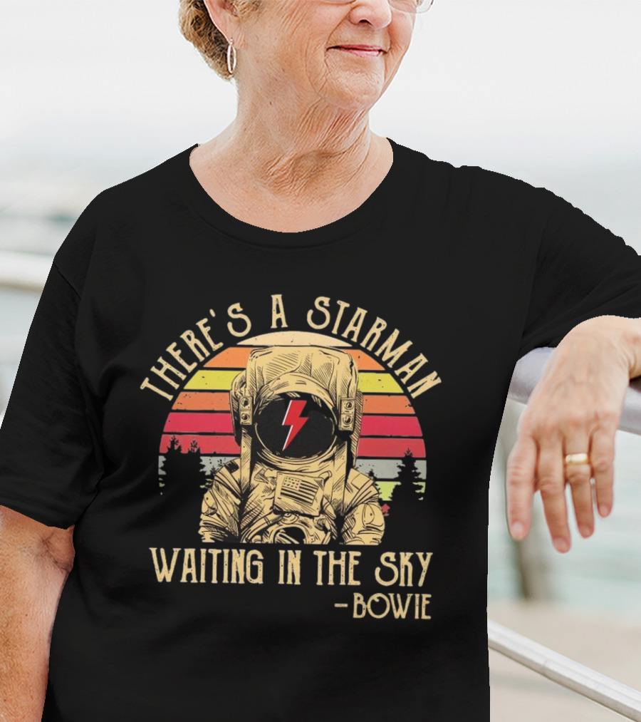 There's A Starman Waiting In The Sky Bowie Vintage Astronaut Rainbow Lightning T-Shirt