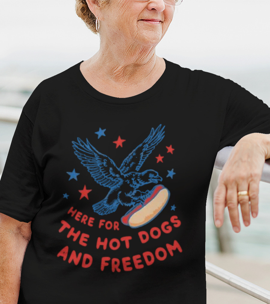 Here For The Hot Dogs And Freedom USA Eagle Stars T-Shirt