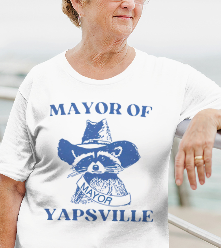MAYOR OF YAPSVILLE RACCOON WITH HAT AND SASH T-Shirt