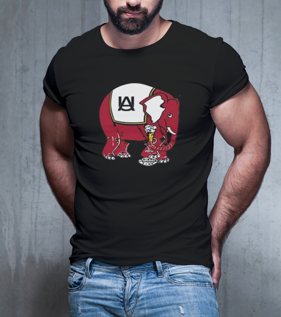 Aaron Estrada 1950s Alabama Elephant Holding Mug T-Shirt
