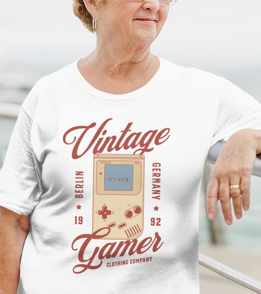 Vintage Gamer Gameboy Berlin Germany 1992 Clothing Company T-Shirt