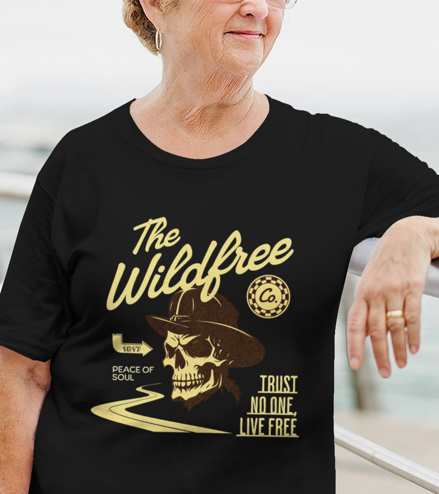 The Wildfree Co Trust No One Live Free Peace Of Soul Skull 1677 T-Shirt