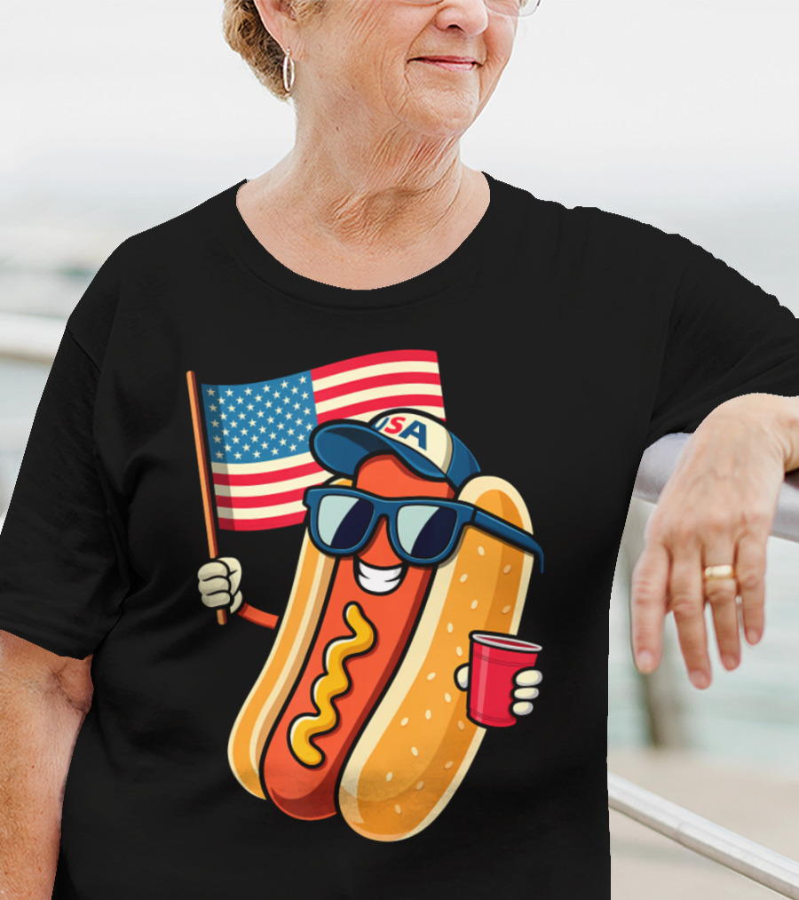 Fourth Of July USA Hotdog With American Flag And Sunglasses T-Shirt