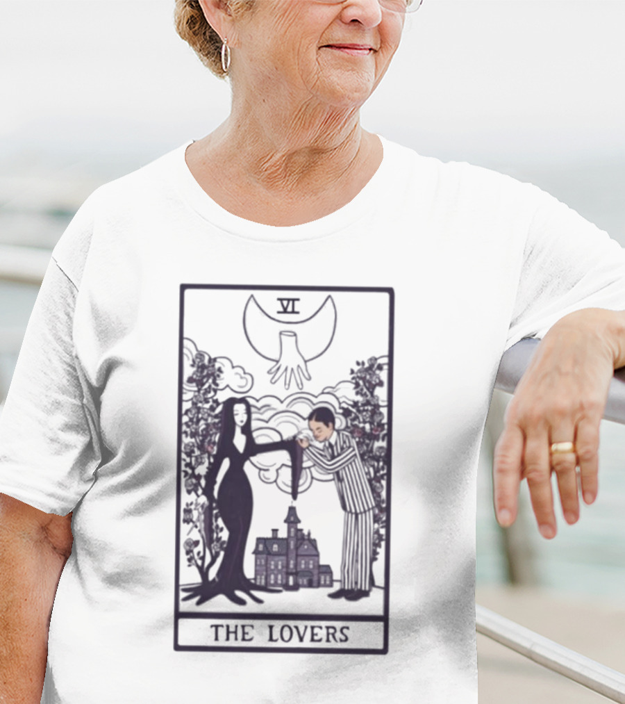 Vampire Lovers VI Tarot Card Gothic Castle And Bat T-Shirt