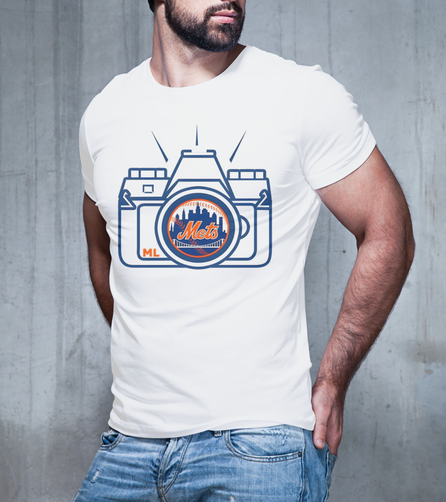 New York Mets Francisco Alvarez Marc Levine Camera T-Shirt