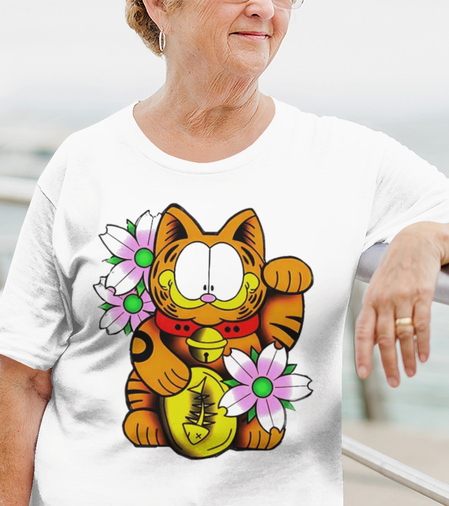 Garfield Maneki Neko With Fish Coin And Flowers T-Shirt