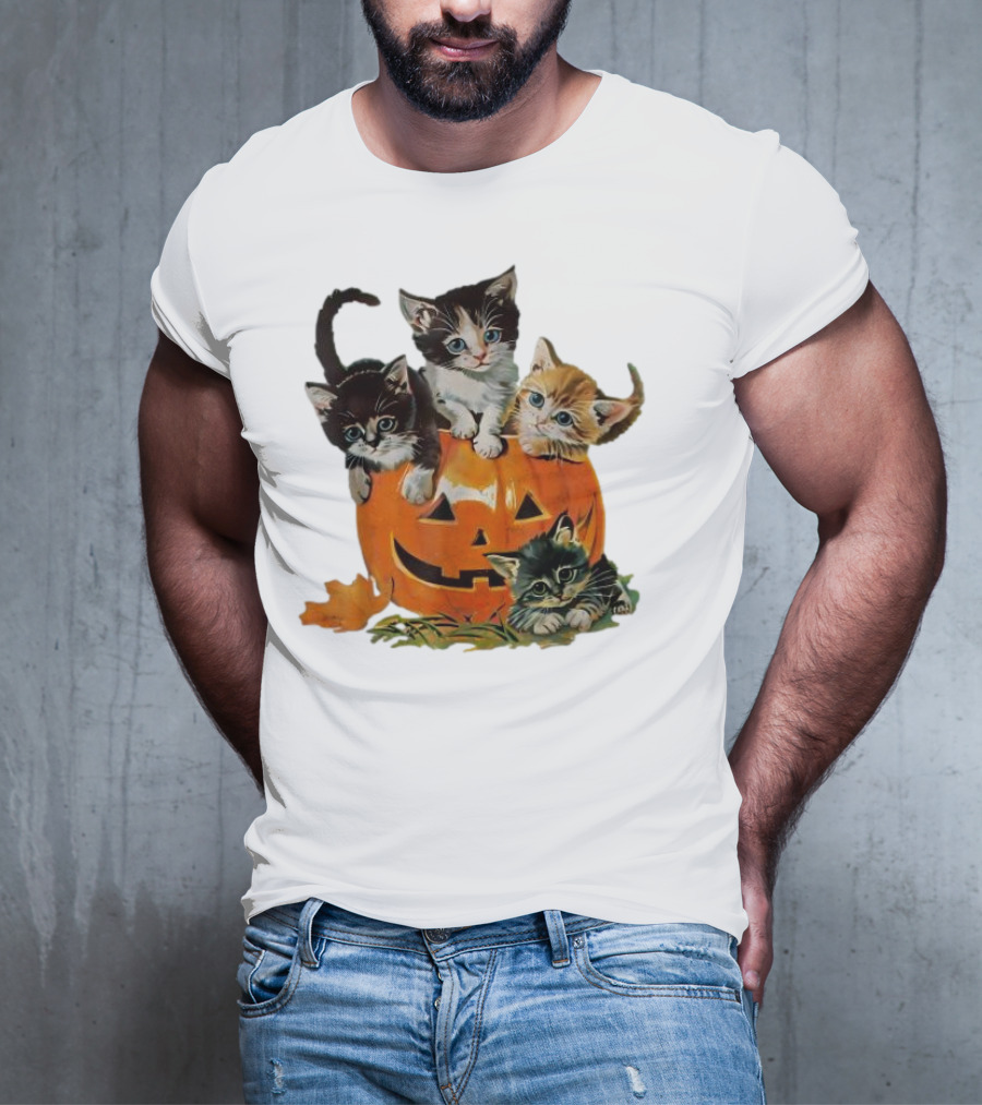 Vintage 90s Cat Pumpkin Halloween Spooky Season T-Shirt