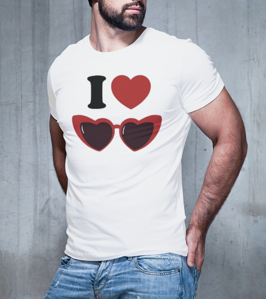 Chiara Oliver Camiseta I Love Chiara Heart Sunglasses T-Shirt