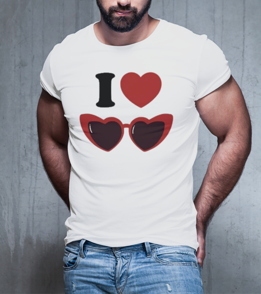 Chiara Oliver Camiseta I Love Chiara Heart Sunglasses T-Shirt