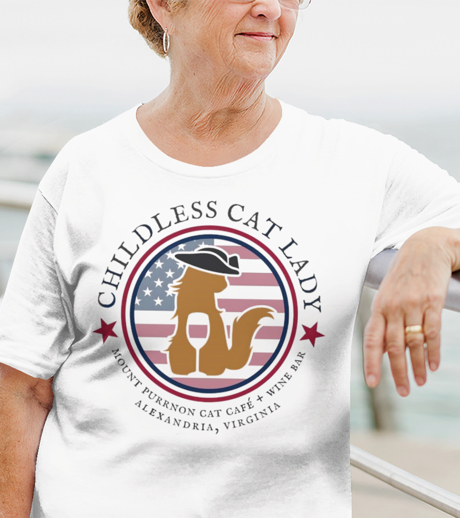 Childless Cat Lady Mount Purrnon Cat Café Wine Bar Alexandria Virginia American Flag Hat And Wine Glass Cat T-Shirt