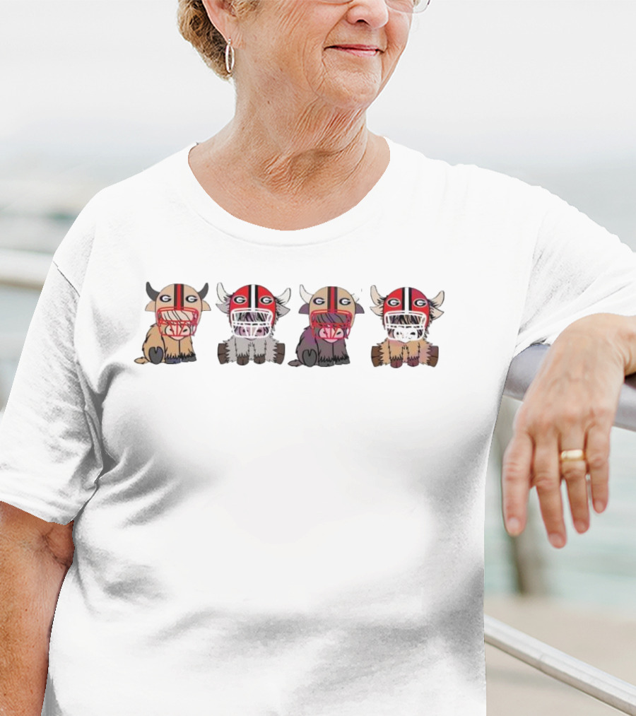 Cute Buffalo Wearing Georgia Bulldogs Helmet In Various Colors T-Shirt