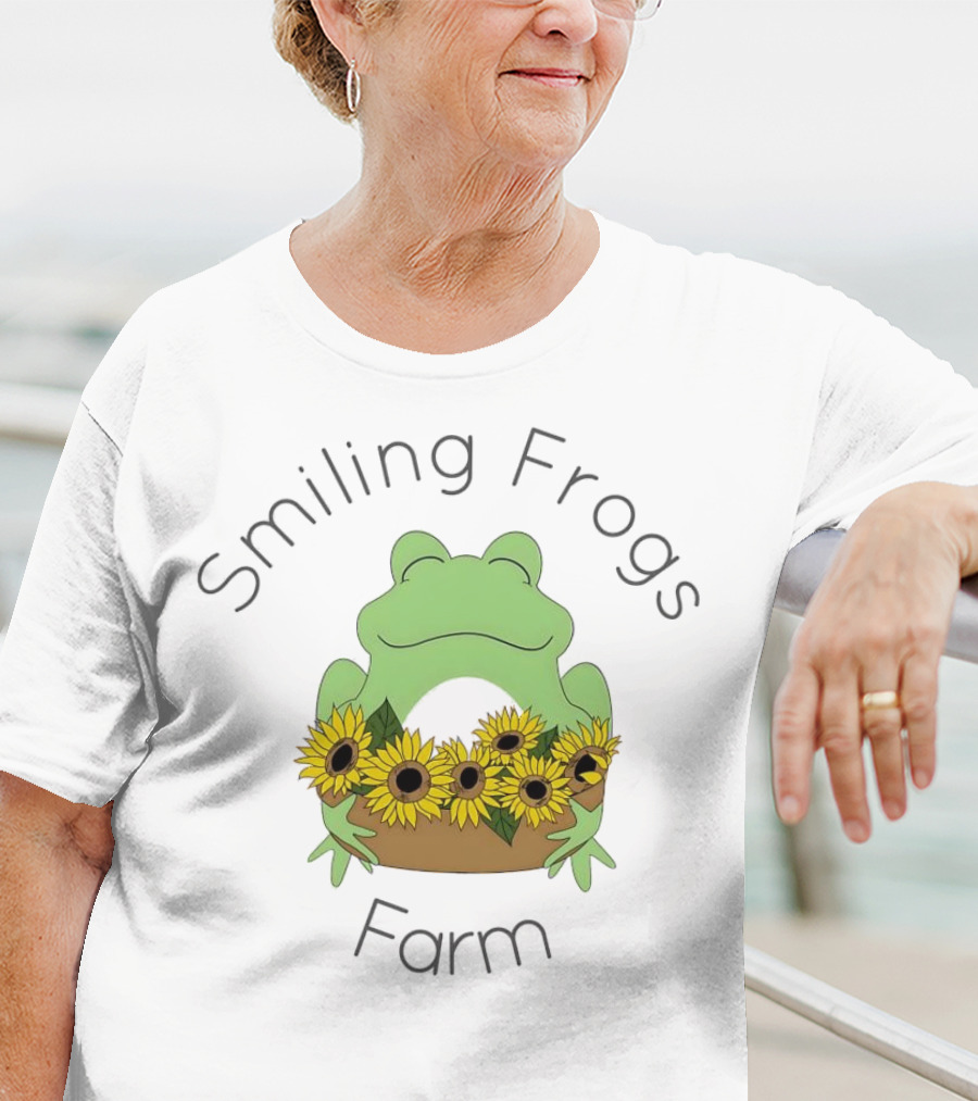 Smiling Frogs Farm Sunflowers Frogs T-Shirt