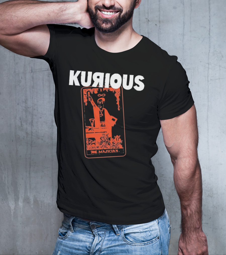 Kurious Gasdrawls The Majician Tarot Card T-Shirt
