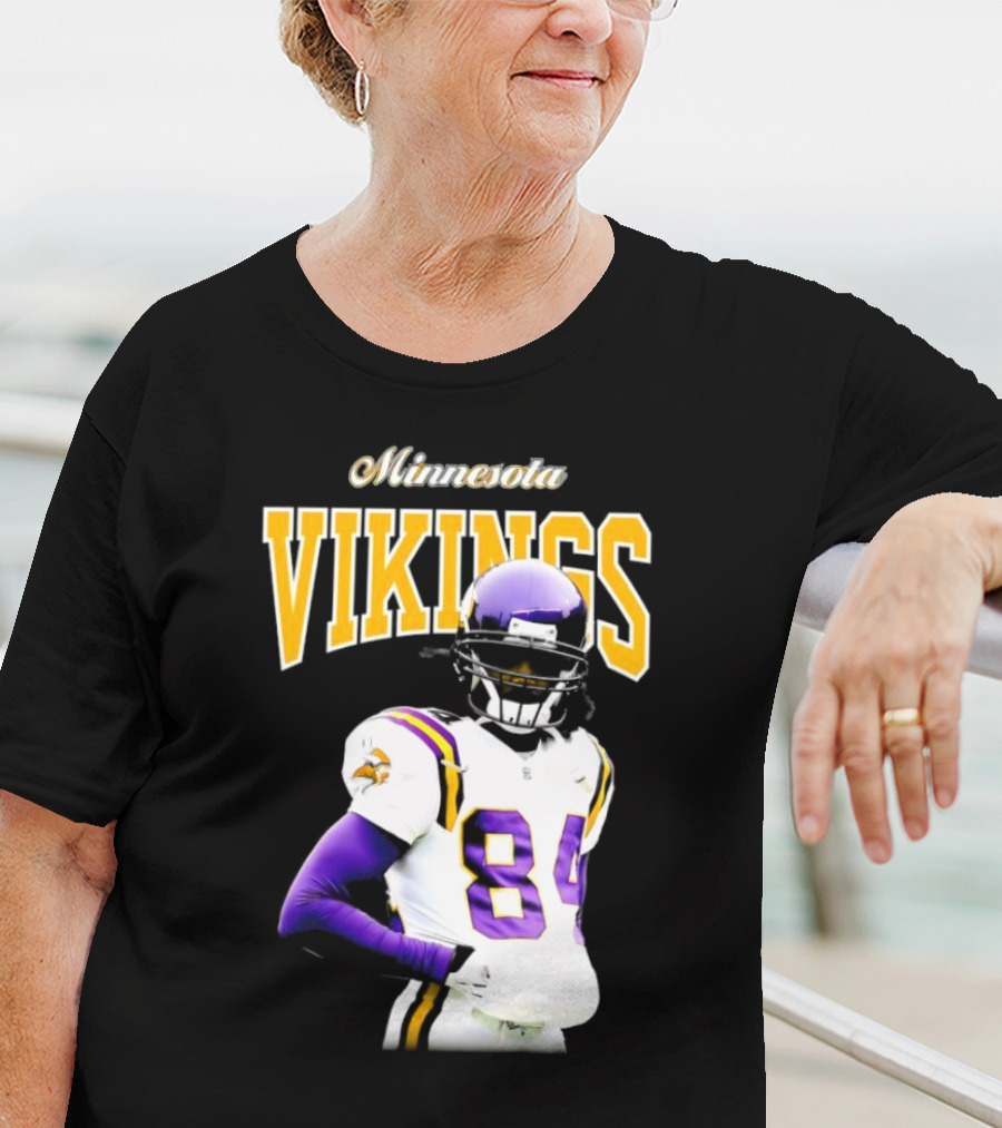 Minnesota Vikings Randy Moss Number 84 Retired Player Sideline Legend T-Shirt
