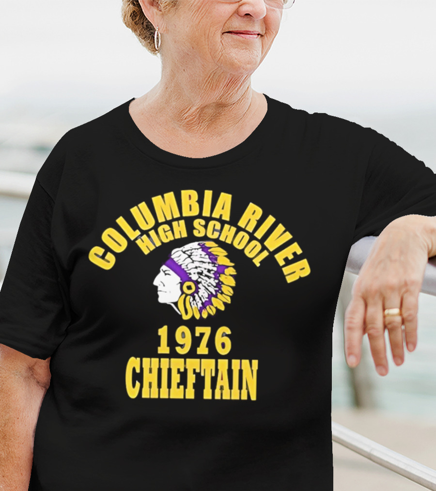 Columbia River High School 1976 Chieftain Indian Head T-Shirt