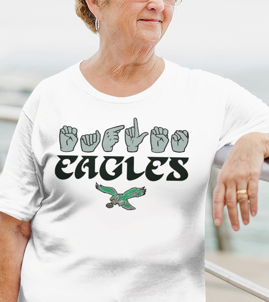 Philadelphia Eagles Love Sign ASL Hand Sign With Flying Eagle T-Shirt