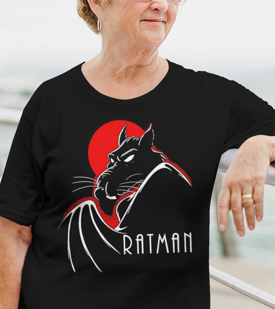 Ratman Splinter Shadow Against Red Moon In Batman T-Shirt