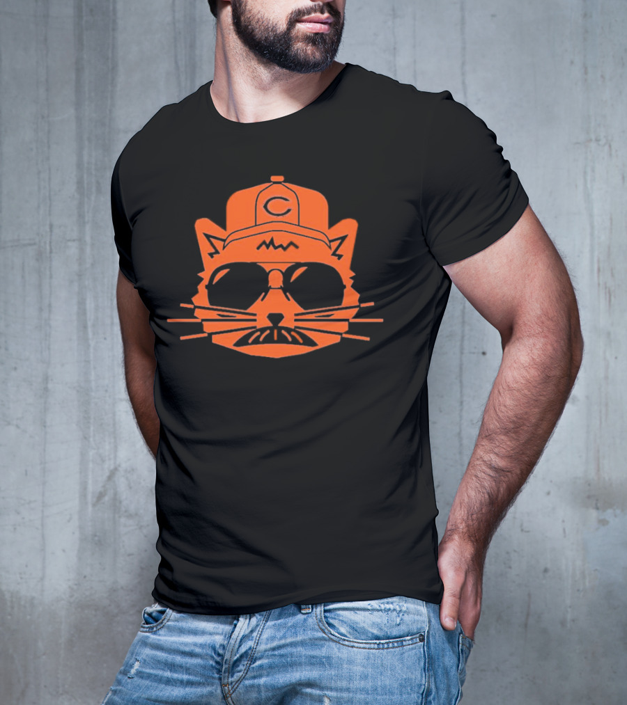 Gary Is A Super Fan Chicago Bears Cat With Sunglasses And Cap T-Shirt