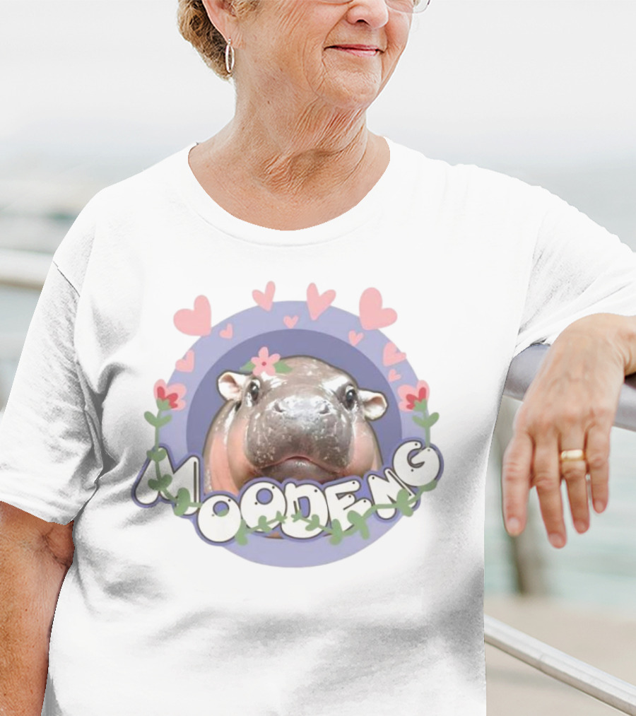 Moo Deng Cute Pig Heart Flower T-Shirt