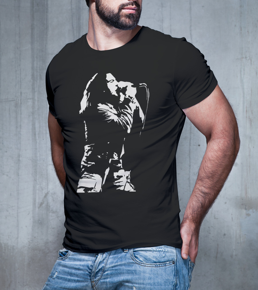 Eddie Vedder Pearl Jam Mic Performance T-Shirt