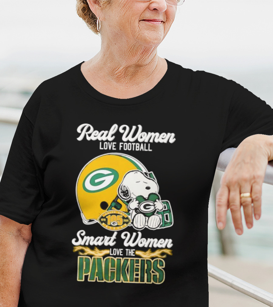 Snoopy Real Women Love Football Smart Women Love The Packers Green Bay Helmet T-Shirt