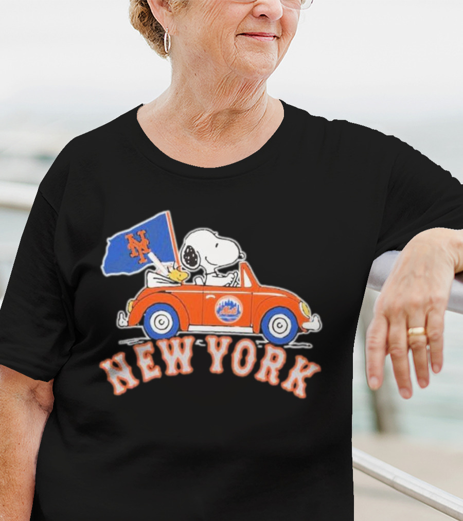Snoopy Driving Car With New York Mets Flag T-Shirt