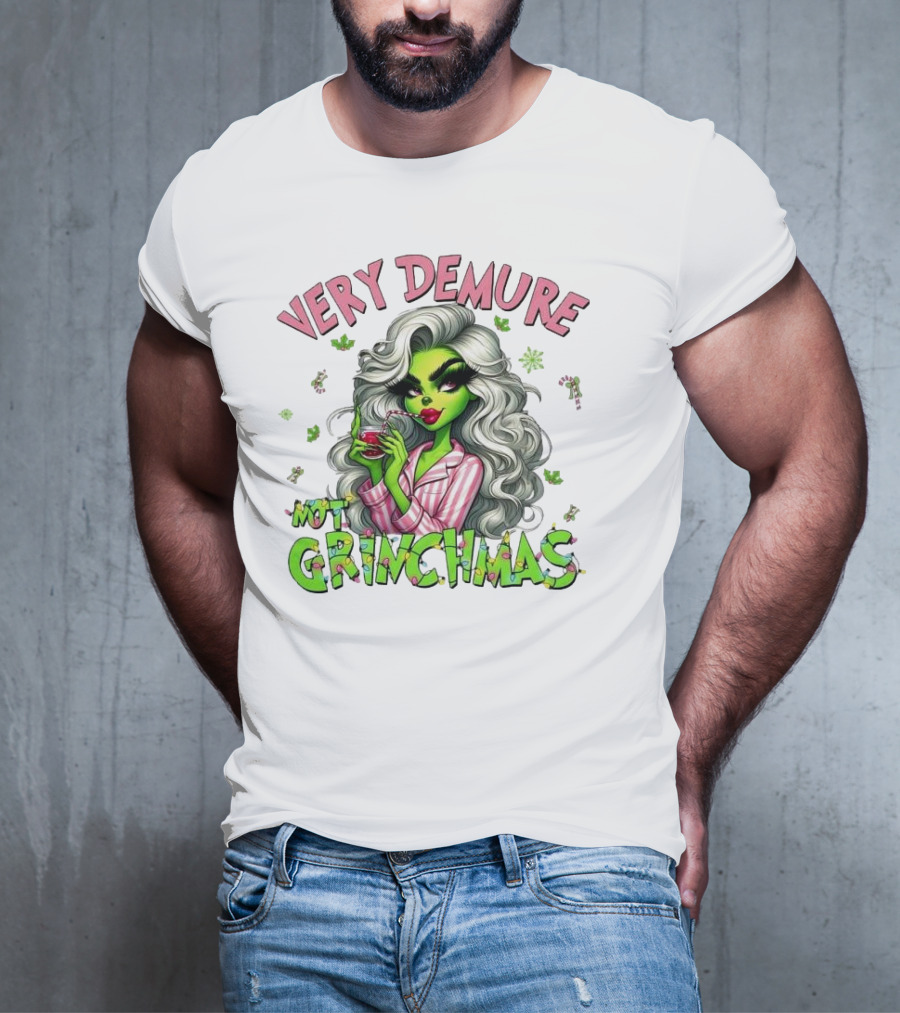 Very Demure Not Grinchmas Christmas Grinch Girl T-Shirt